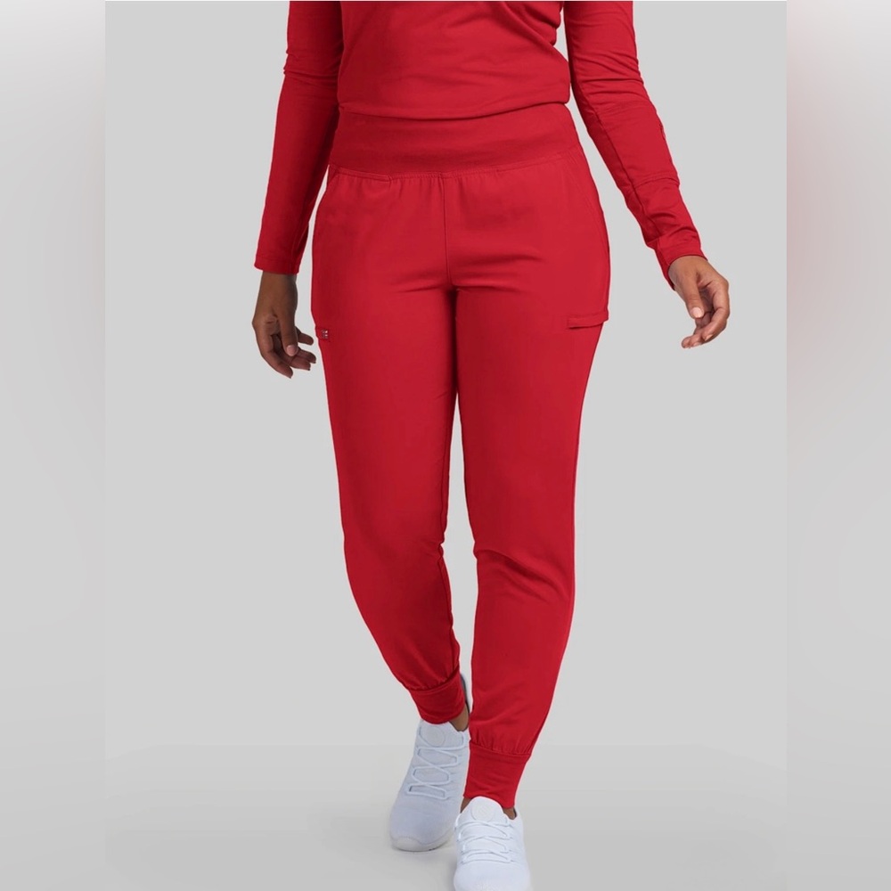 NWOT - CRFT by White Cross 6 Pocket Knit Waistband Jogger